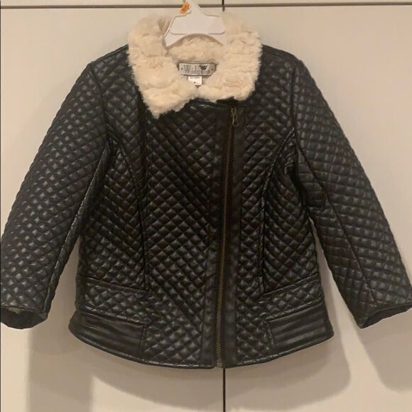 🎉final deal  🎉Black faux fur jacket - Picture 1 of 10